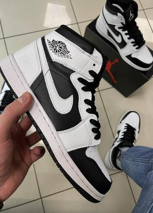 Кроссовки nike air jordan 1 white / black (кожа)