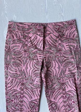 Розовые хлопковые стрейчевые брюки2 фото