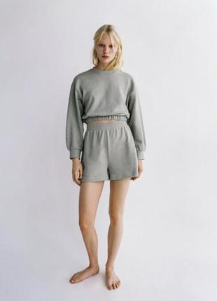 Короткий светер zara
