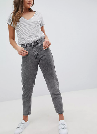 Джинсы pull&bear basic mom jeans in washed grey - s