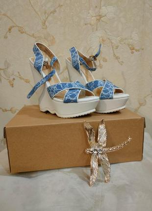 Босоніжки luciano carvari