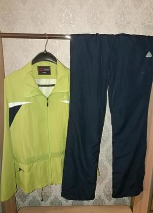 Спортивный костюм