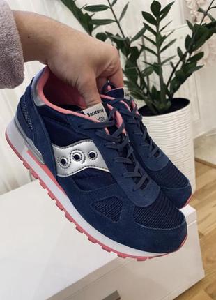 Saucony