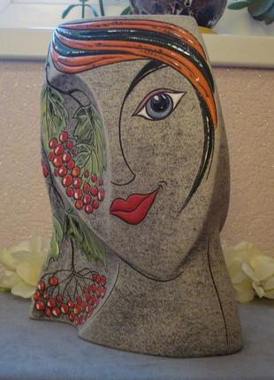 Ваза ручной роботы девушка калина
