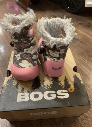 Детские зимние сапоги bogs 7