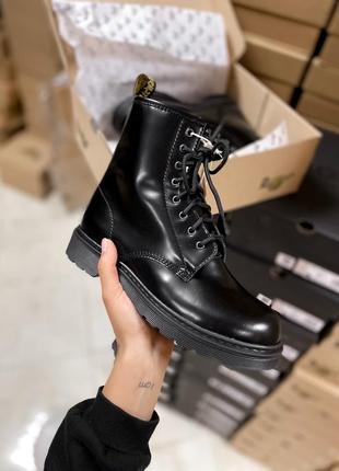 Ботинки dr martens (зима)