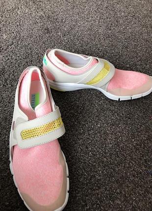 Продам adidas stella mccartney  39й р 25 см  кроссовки adidas&stella mccartney