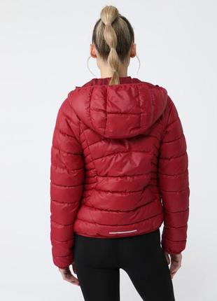 Легкая стеганая куртка lefties - s, m, l, xl бордовая5 фото