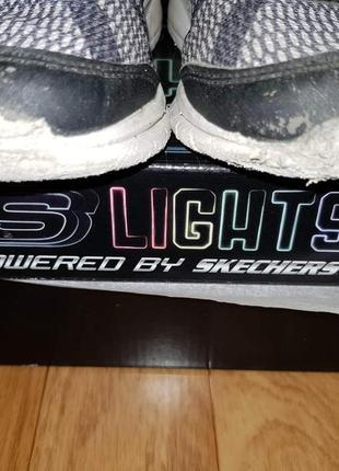 Легкие светящиеся кроссовки skechers 30р4 фото