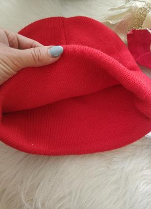 Червона тепла шапка adidas3 фото
