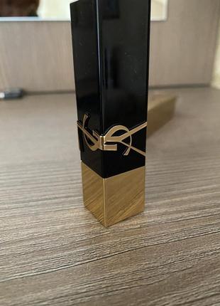 Кремовая помада с увлажняющим эффектом woman saint laurent loafers anais slingback slippers rouge couture bold lipstick
