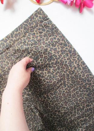 Шикарные стрейчевые джинсы батал в леопардовый принт m&s 💖💜💖5 фото