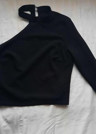 Кофта с одним рукавом