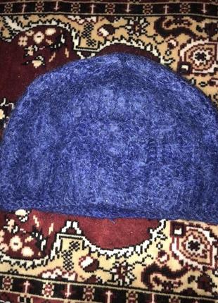 Вязаная синяя шапка ручной работы натуральные шерстяные нитки