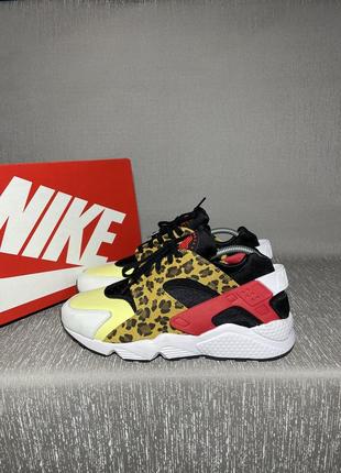 Оригінальні кросівки nike air huarache