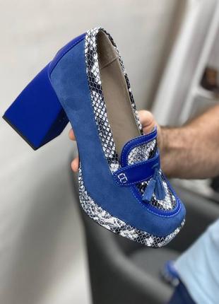 Сині комбіновані замша+ шкіра туфлі на масивному каблуку2 фото