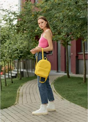 Женский классический небольшой городской рюкзак sambag brix желтый2 фото