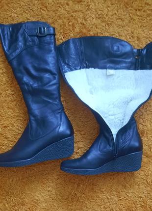 Зимові чоботи  з якісної натуральної шкіри 38-39 р 24.5-25 см по устілці.8 фото