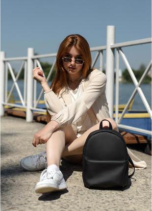 Женский классический небольшой городской рюкзак sambag brix черный7 фото