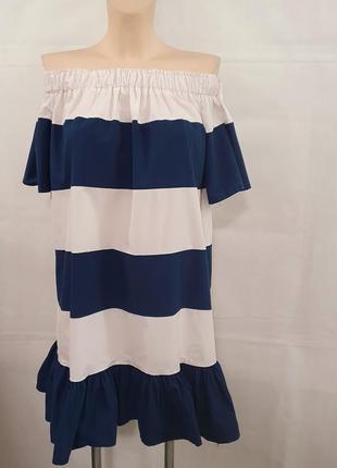 Плате с открытыми плечами