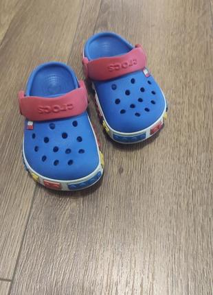 Crocs