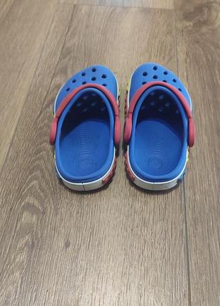 Crocs 2