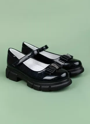 Туфли для девочек wl1713-4 экокожа лак на липучках массивная подошва стильные4 фото