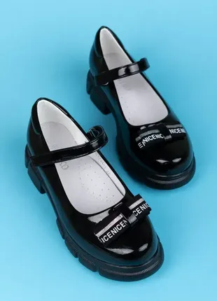 Туфлі для дівчаток wl1714-1 екошкіра лак масивна підошва чорні стильні