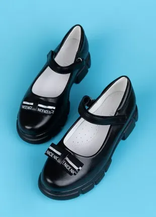 Туфлі для дівчаток wl1714-2 чорні екошкіра масивна підошва1 фото