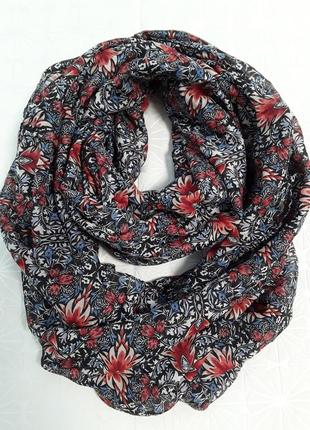 Шелковый  шарф  - хомут