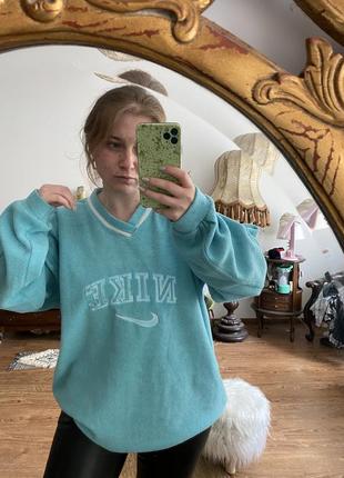 Крутезный свитшот nike 3