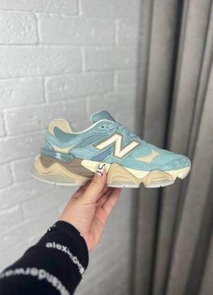 Женские кроссовки new balance