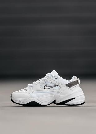 Женские кроссовки nike