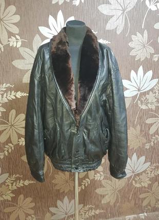 Стильна куртка шкіряна