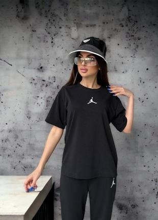 Жіночий костюм jordan/женский костюм футболка и штаны nike air jordan черный2 фото