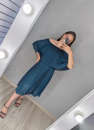 Платье от zara с плисеровкой