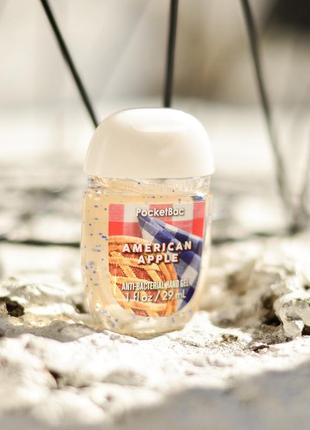 Американський санитайзер american apple від bath and body works,гель для рук парфумом2 фото