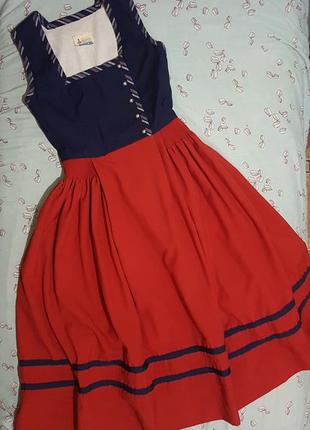 Неймовірна вінтажна австрійська сукня