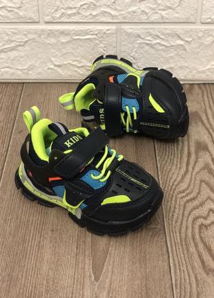 Кроссовки для мальчиков детская обувь кеды мокасины слипоны осенние кроссовки для мальчиков1 фото