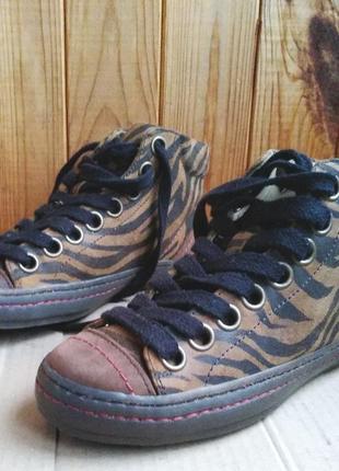 Шикарные полностью кожаные утепленные кеды fly london ботинки5 фото