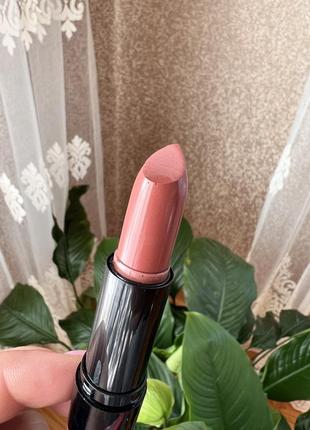 Кремовая помада nyx professional makeup extra creamy round lipstick2 фото