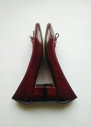 Кожаные лаковые французские трусики на невысоком каблуке andre 🇫🇷7 фото
