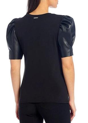 Женская футболка michael kors с рукавами-воланами из экокожи3 фото