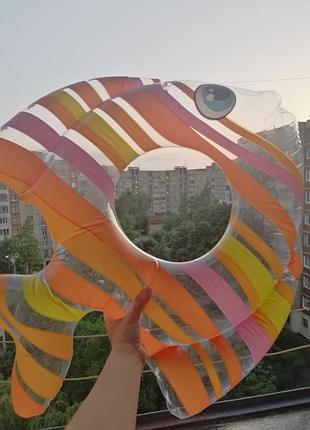 Круг для плавания, рыбка