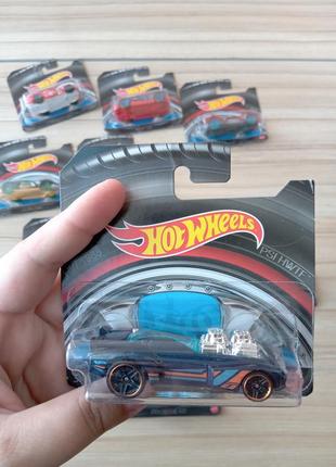 Базові машинки hot wheels, металеві7 фото