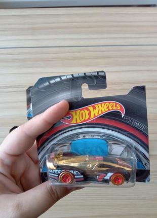 Базовые машинки hot wheels, металлические7 фото