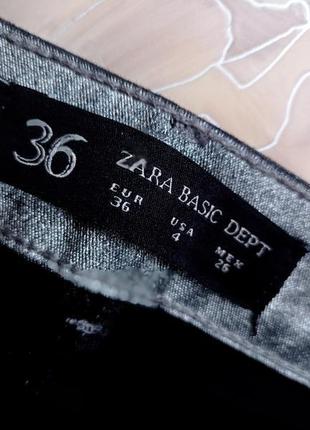 Натуральные джинсы серого цвета с блнстящим напылением9 фото