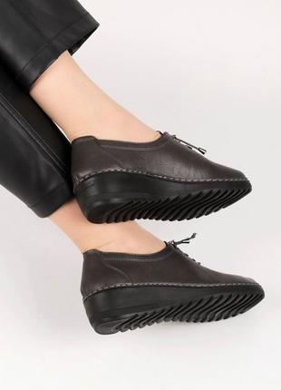 Жіночі туфлі з екошкіри3 фото