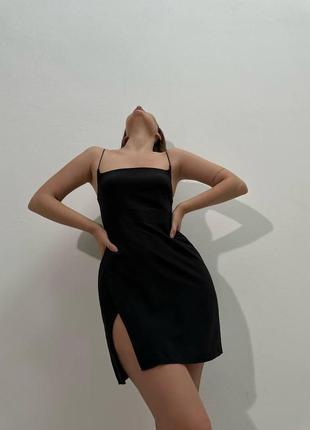 Розкішна міні сукня з розрізом на запах4 фото