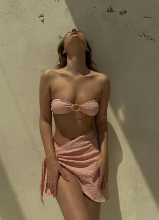 Розовый купальник с юбкой платком
